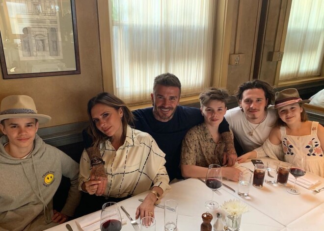 "С днем рождения, папочка!": Виктория и дети поздравили Дэвида Бэкхема с 44-летием