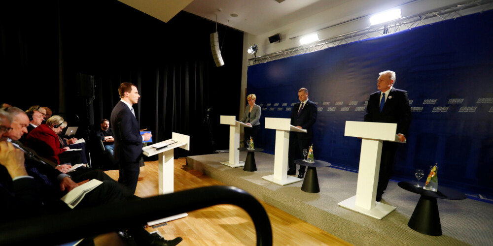 Lietuvā pirmdien sākas iepriekšējā balsošana pirms 12.maijā gaidāmajām valsts prezidenta vēlēšanām.