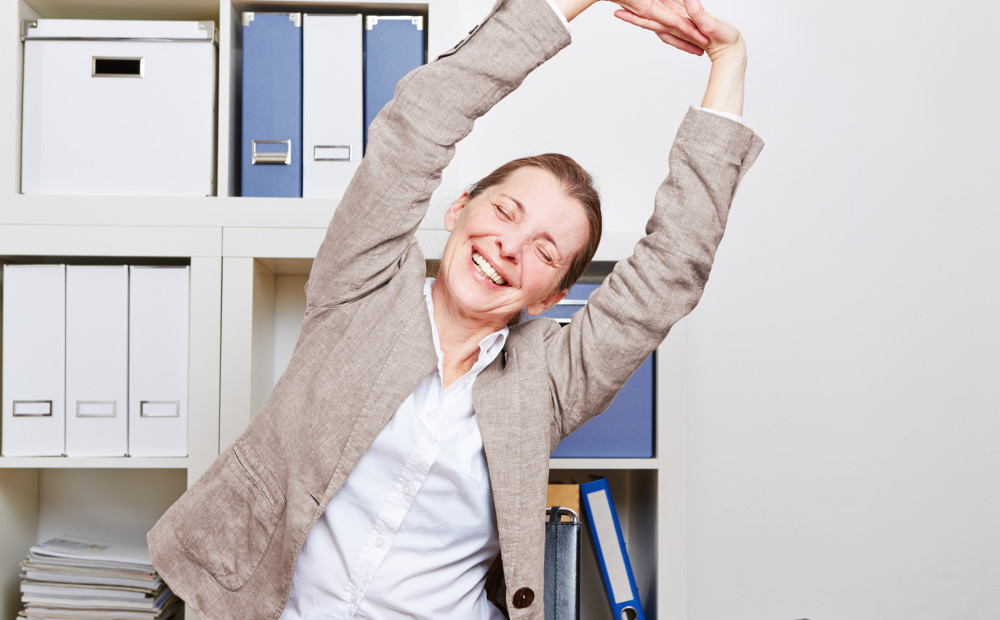 менеджмент в спорте. бегуны на старте. креативность в бизнесе. человек на старте. человек быстро действует.