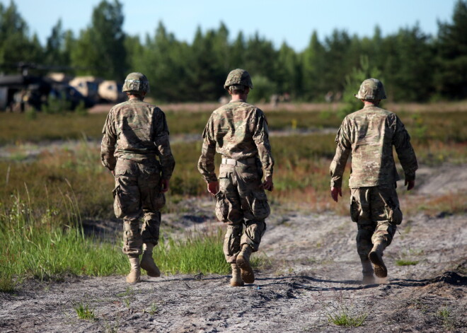 Traģēdiju Ādažu poligonā, kurā bojā gāja Albānijas Bruņoto spēku virsleitnante, izmeklēs Militārā policija