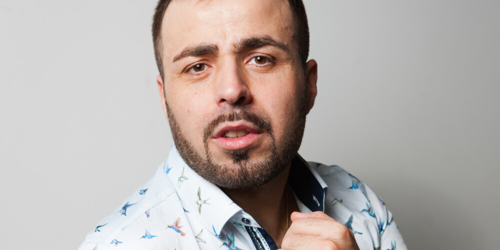 "Es katru dienu esmu arvien vairāk un vairāk pārsteigts par cilvēkiem, kuri tev ir parādā," tā Roberto.