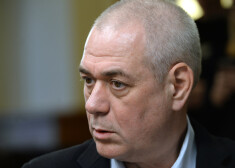 Televīzijas un radio žurnālists Sergejs Dorenko.