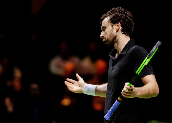 Gulbis Romā piedzīvo desmito zaudējumu pēc kārtas