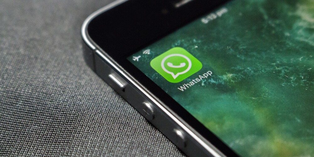 "WhatsApp" piedzīvojis hakeru uzbrukumu; lietotāji aicināti atjaunināt lietotni