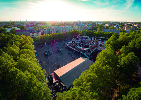 Pirms vairāk nekā desmit gadiem Grīziņkalns bija viena no Rīgas bīstamākajām apkaimēm. Tagad tā ir ne tikai sportiskākā apkaime Rīgā, bet arī Latvijā un, nebaidāmies šā vārda, arī pasaulē. 