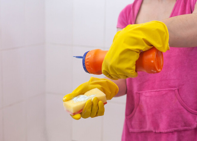 Уборщики рассказали о самых странных находках в домах клиентов