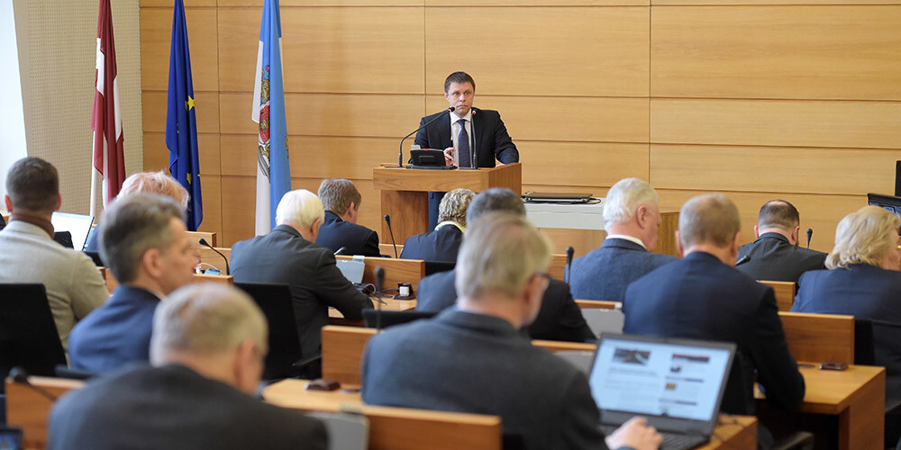 Rīgas domes koalīcija ārkārtas sēdē nobalso pret "Riga.lv" likvidēšanu