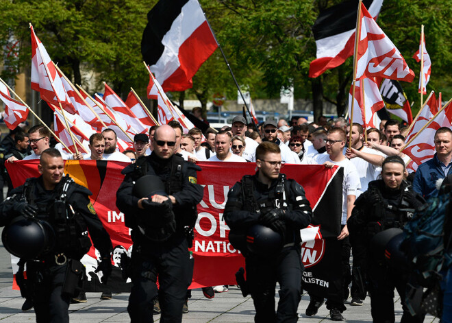 Vācija tiesa liek raidorganizācijai pārraidīt neonacistu priekšvēlēšanu reklāmu