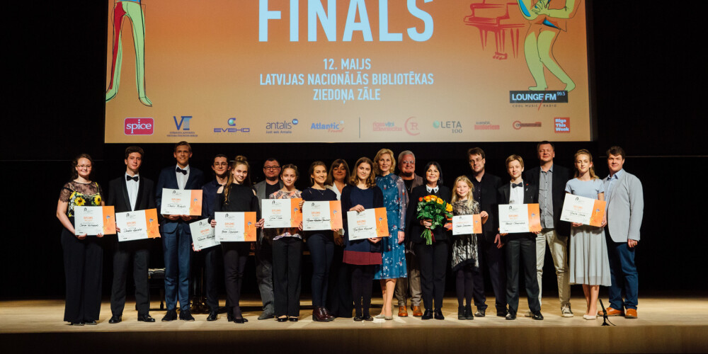 Rīgā noritēja 6. jauno izpildītājmākslinieku konkursa "Ineses Galantes talanti" fināla kārta un uzvarētāju apbalvošana