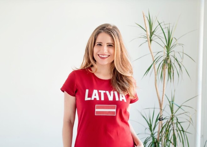 Latvijas Eirovīzijas spīdekli Lauru Rizzotto notriekusi automašīna