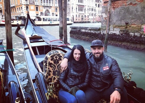 Raivis un Madara atpūtas brīdī.