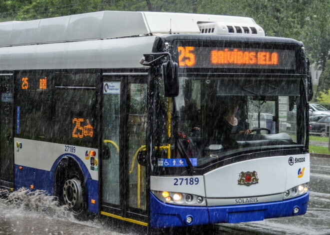 No 1. jūnija tiks veiktas izmaiņas vairākos sabiedriskā transporta, kā arī minibusu un ekspresbusu maršrutos