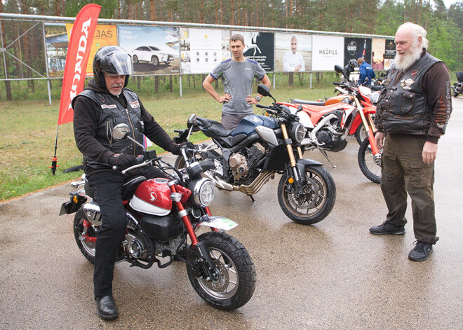 "Latvijas gada motocikls 2019” testos konkurē pārdrošas inovācijas un nostalģisks “vintāžs”