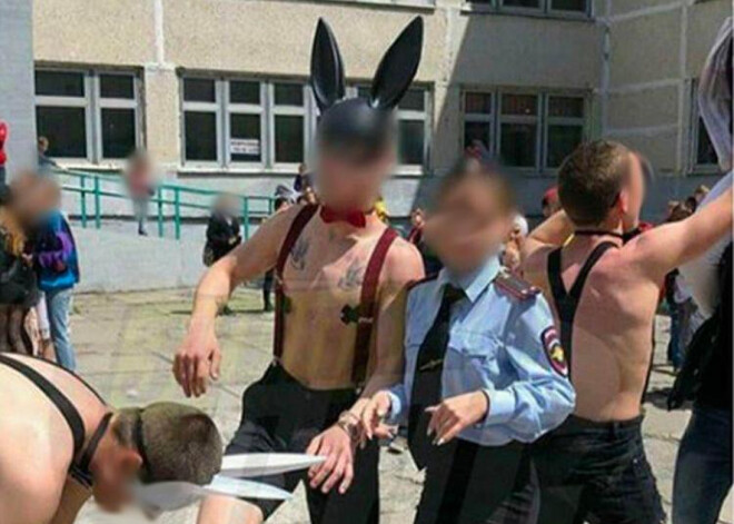 "Они позорят школу": ученики устроили БДСМ-вечеринку перед выпускным