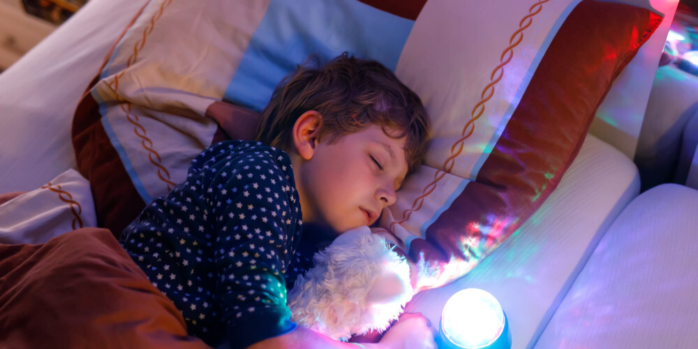 Miega traucējumi bērnam: kas jāņem vērā, stāsta bērnu neirologs Strautmanis