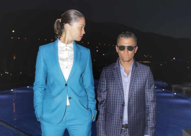 Павел Прилучный и Агата Муцениеце отправились на отдых в Грецию