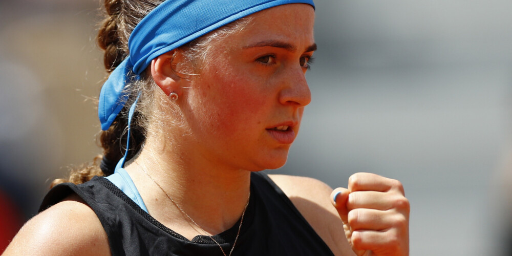 Eksčempione Ostapenko otro gadu pēc kārtas zaudē "French Open" pirmajā kārtā