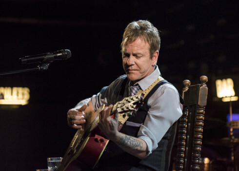 Кифер Сазерленд во время выступления в апреле этого года.