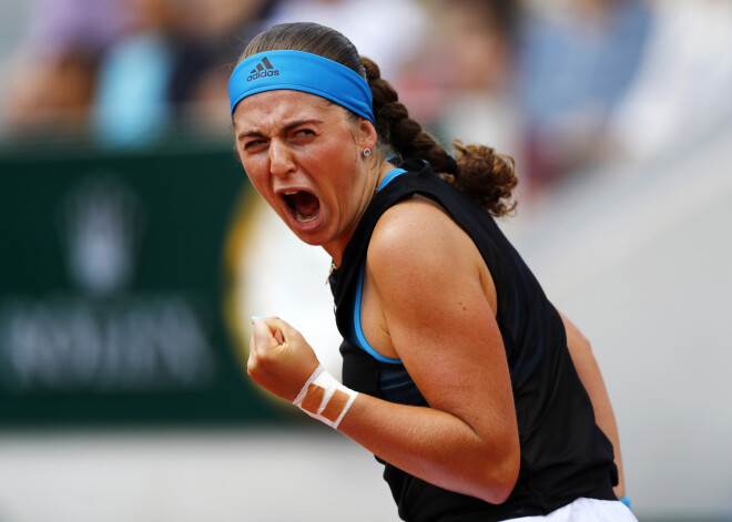 Azarenka: Ostapenko neļauj sajust spēles ritmu