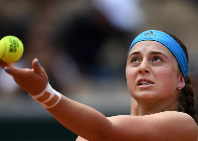 Ostapenko sasniedz prestižā "Roland Garros" dubultspēļu turnīra otro kārtu