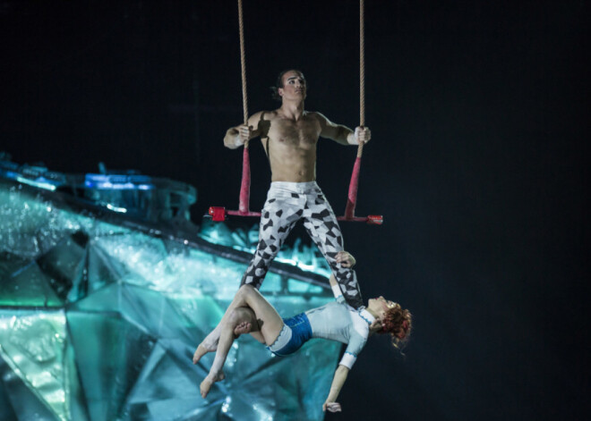 Лучший подарок - это чудо! Cirque du Soleil приглашает на первое цирковое представление на льду CRYSTAL