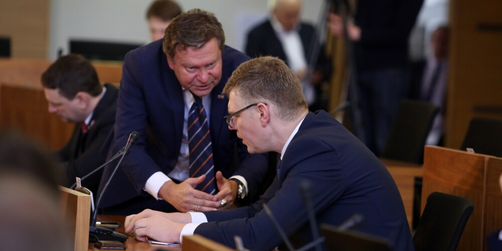 Rīgas domes opozīcija pēc kopīgas apspriedes sola nesadarboties ar "Saskaņu" un GKR