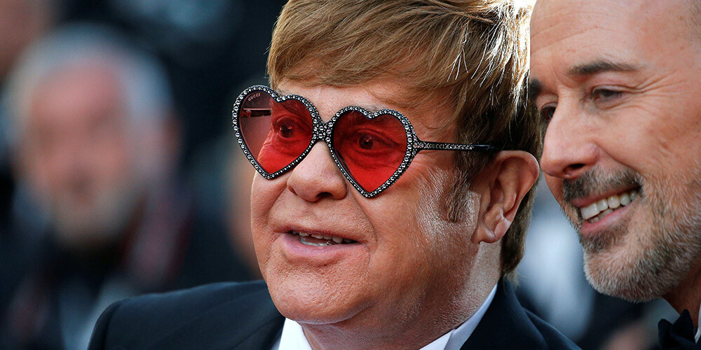 Eltons Džons nosoda filmas "Rocketman" cenzēšanu Krievijā, kur izgriezti geju mīlas skati