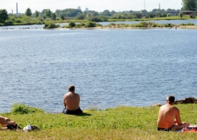 Вода в реках и озерах становится теплее