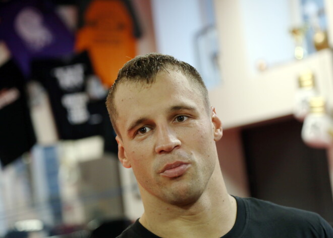 Mairis Briedis ar Kšištofu Glovacki aizvadīs cīņu par WBC čempiona jostu