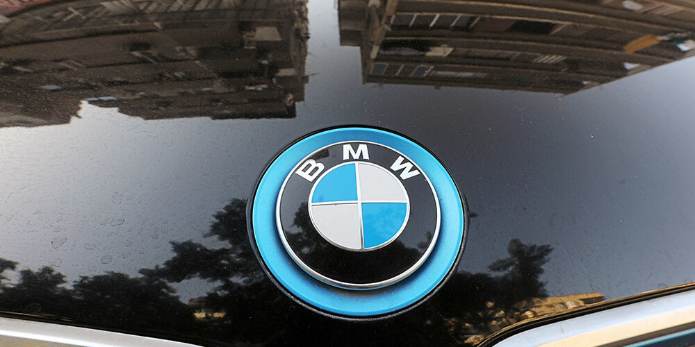 BMW sadarbosies ar "Jaguar Land Rover" elektrisko dzinēju izstrādē
