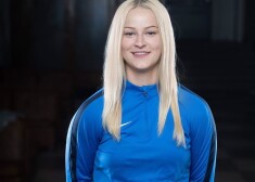 Viena no Latvijas vadošajām BMX braucējām Vanesa Buldinska.