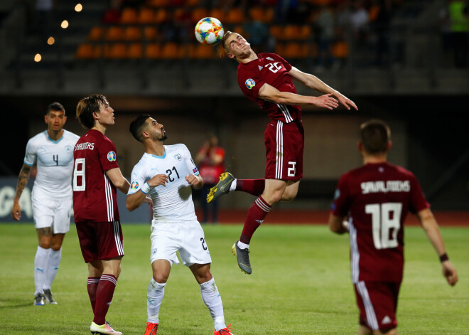 Latvijas futbola izlase savā laukumā zaudē Izraēlai ar 0:3