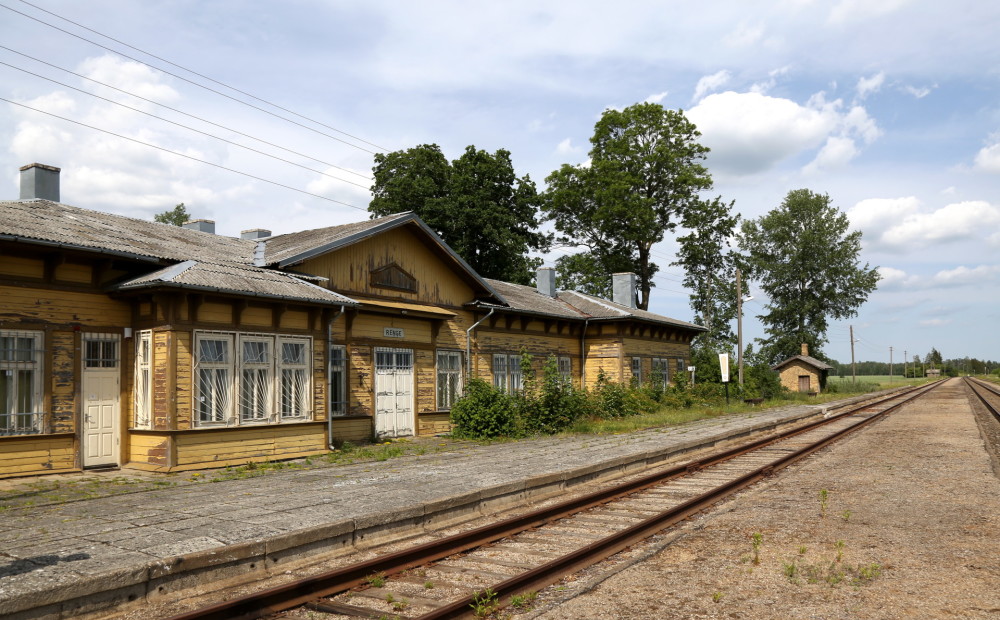 Lietuvā sākti demontētās dzelzceļa līnijas Mažeiķi-Reņģe atjaunošanas darbi