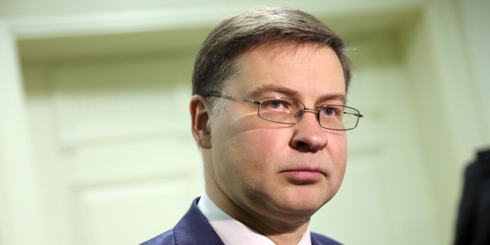 Valdība virza Dombrovski eirokomisāra amatam