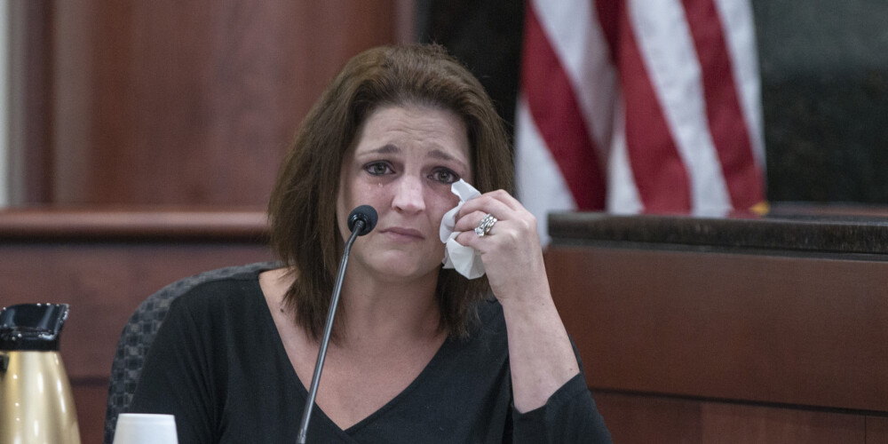 5 nogalinātu bērnu māte ASV lūdz apžēlot slepkavu, jo "bērni viņu mīlējuši"