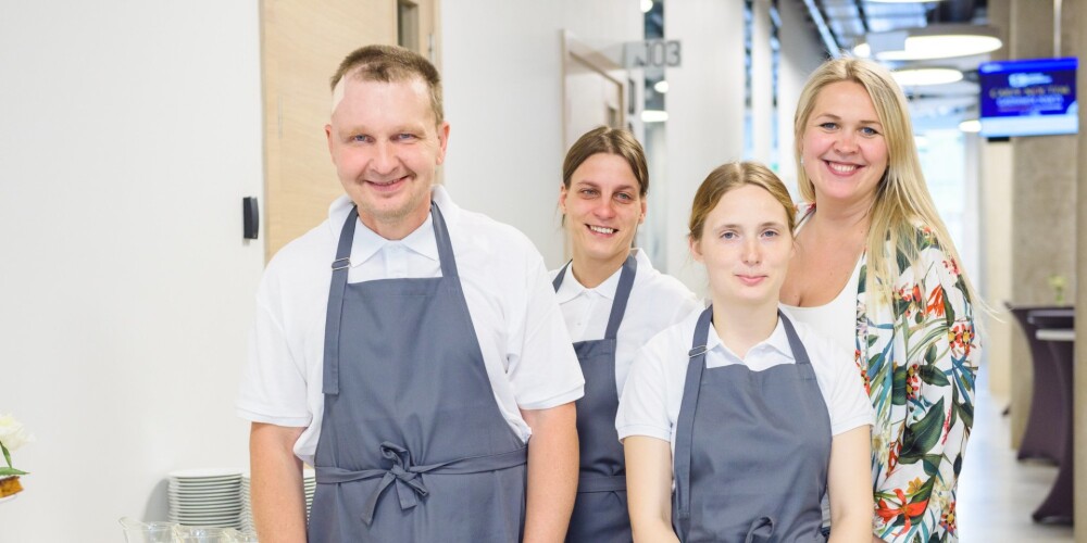 Открылось первое кафе в Балтии, где работают люди с инвалидностью