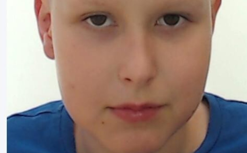 Braucot mājās no Lielupes uz Imantu, pazudis 14 gadus vecais Oskars