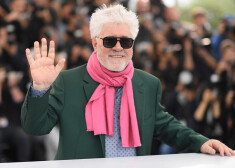 Venēcijas kinofestivāla mūža ieguldījuma balvu pasniegs Pedro Almodovaram
