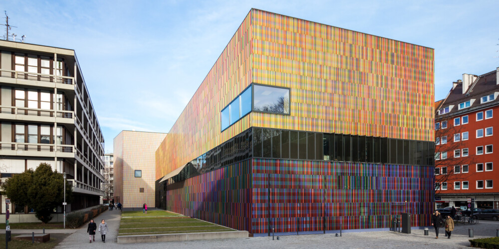 Kolorītais Brandhorstu muzejs Minhenē svin 10 gadu jubileju