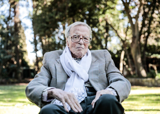 96 gadu vecumā miris slavenais itāļu režisors Dzefirelli