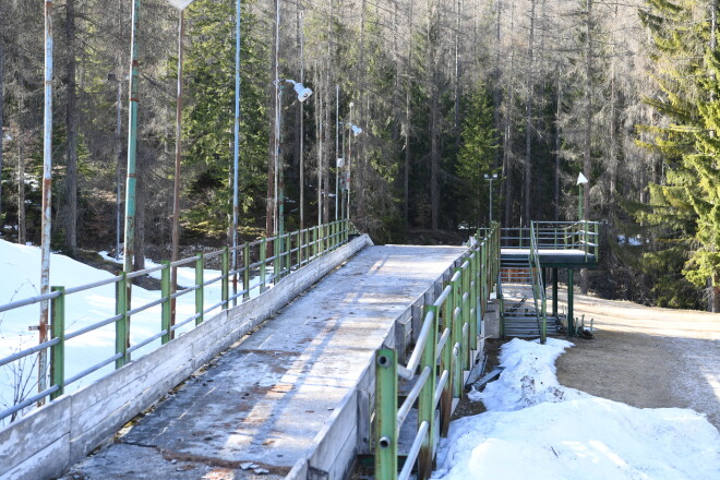 Kortīnas d’Ampeco bobsleja un kamaniņu trase.