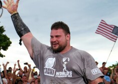 Latviešu izcelsmes spēkavīrs Mārtiņš Līcis, kurš "World's Strongest Man" sacensībās pārstāv ASV, aiz sevis atstājis virkni sacensību favorītu.