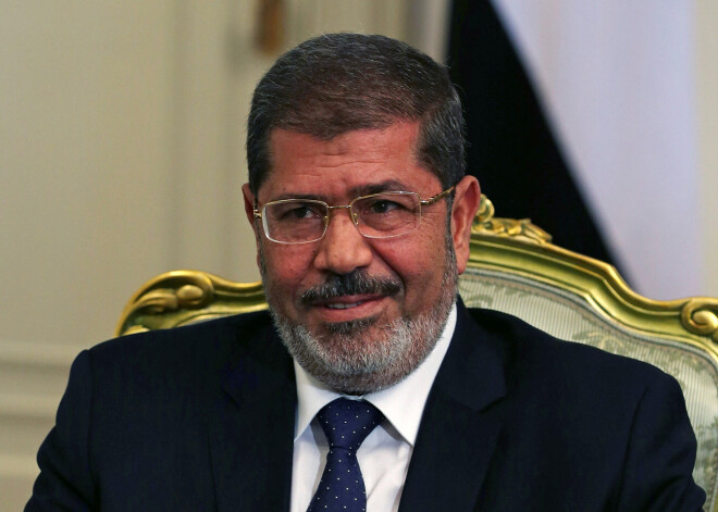 Tiesas sēdes laikā miris Ēģiptes eksprezidents Mohameds Mursi