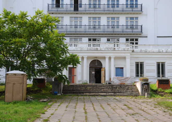 Деньги застряли: Юрмала может лишиться проекта Кемерского парка