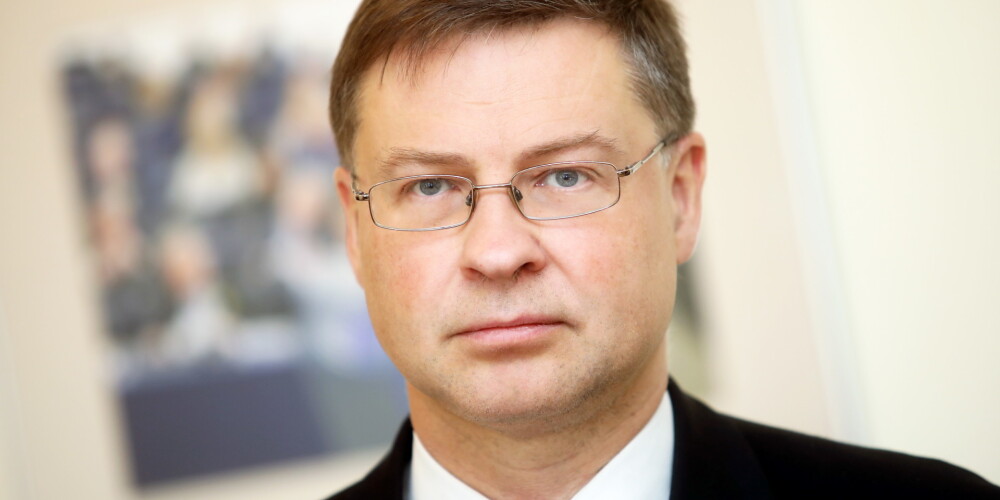 Valdis Dombrovskis atsakās no Eiroparlamenta deputāta mandāta