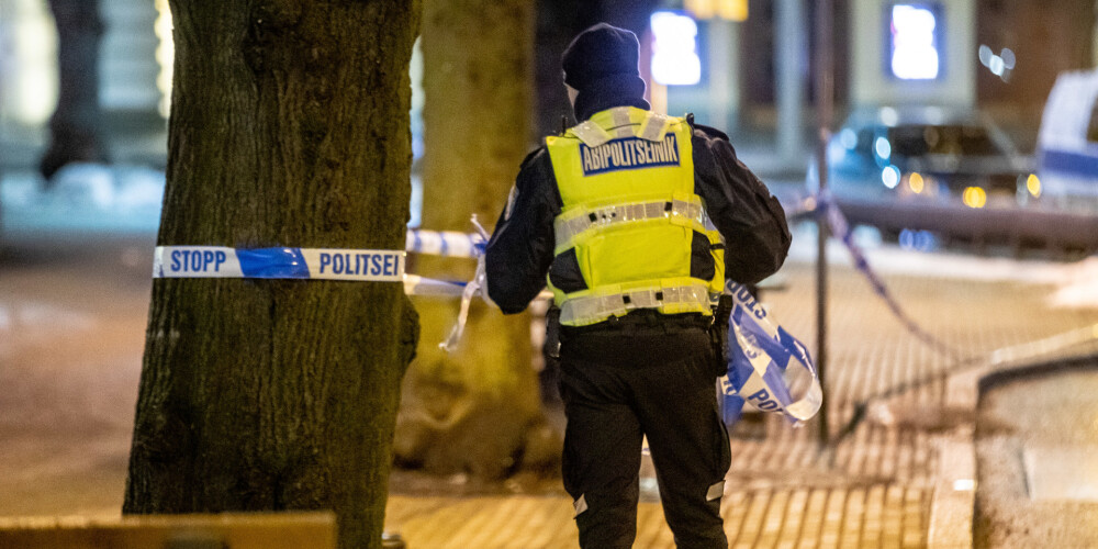 Tallinā uzbrucējs sašāvis divus taksistus un aizbēdzis; policija identificējusi šāvēju