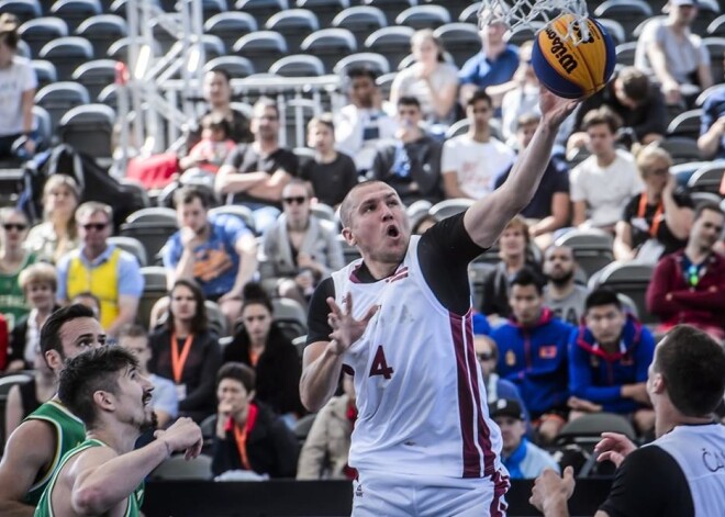 Latvijas vīriešu 3x3 basketbola izlase iekļūst Pasaules kausa pusfinālā