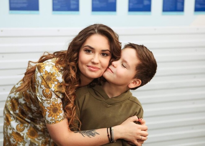 Агата Муцениеце рассказала о финансовых трудностях в семье после рождения сына