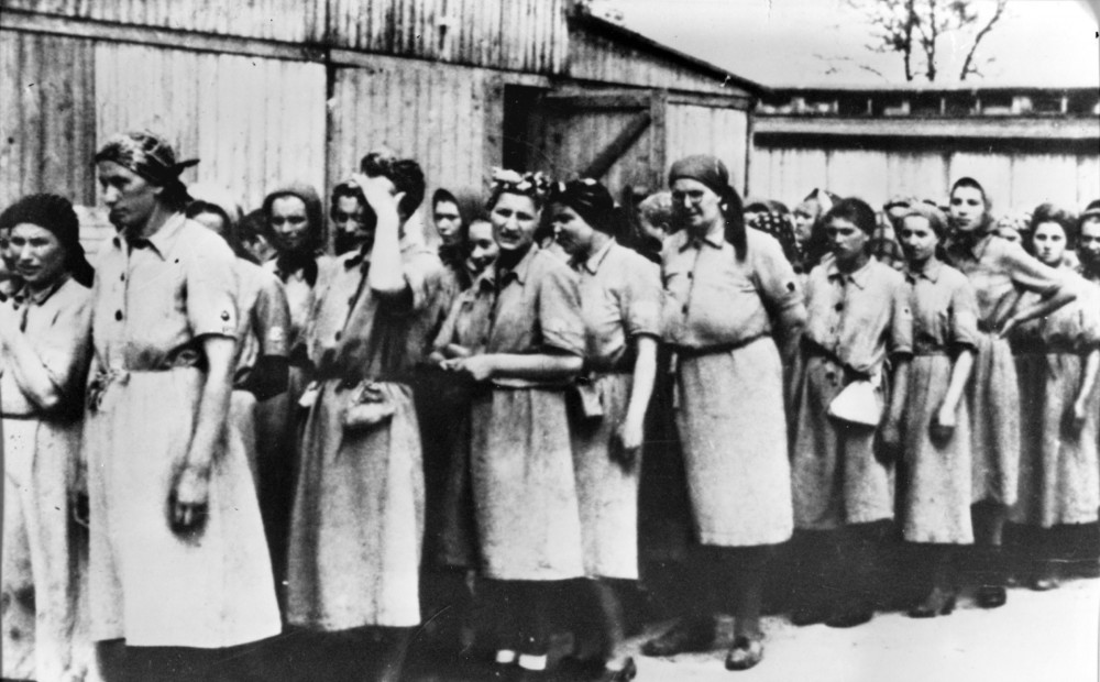 Četras sievietes atklāj, kas ar viņām darīts nacistu koncentrācijas nometnē