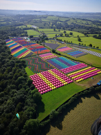 Teltis Glastonberijas festivāla teritorijā pirms tā atvēršanas.